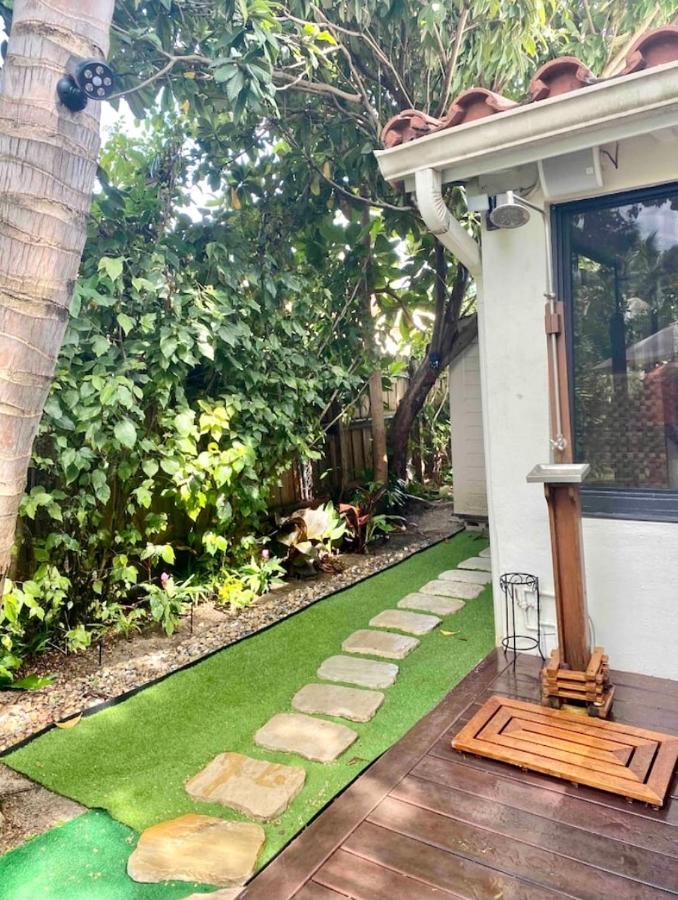 Entire Private Beautiful 2 Bedroom Plus Den House With Gated Front&Back Yard And Free Parking 10Min Drive To Miami Beach Eksteriør billede