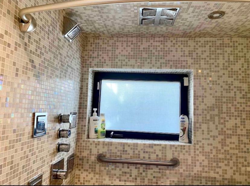Entire Private Beautiful 2 Bedroom Plus Den House With Gated Front&Back Yard And Free Parking 10Min Drive To Miami Beach Eksteriør billede