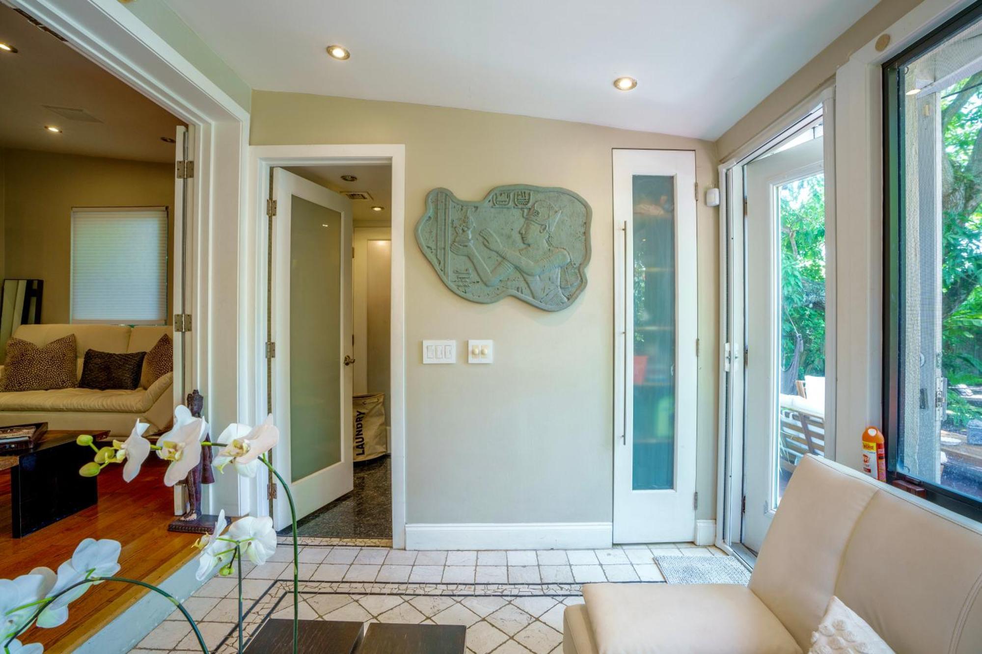 Entire Private Beautiful 2 Bedroom Plus Den House With Gated Front&Back Yard And Free Parking 10Min Drive To Miami Beach Eksteriør billede